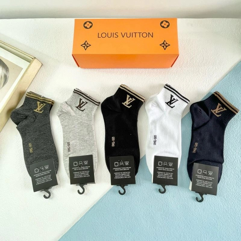 Efficient Louis Vuitton Socks 273582
