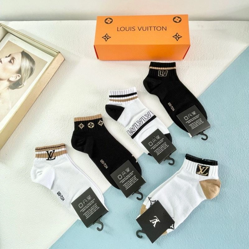 Breathable Louis Vuitton Socks 273593