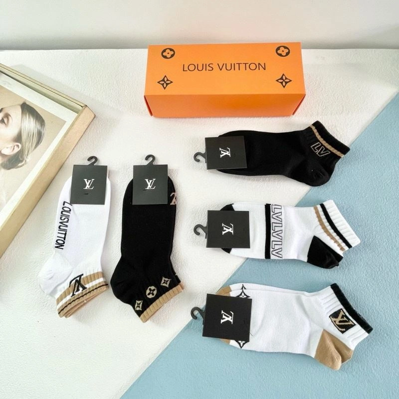Breathable Louis Vuitton Socks 273593