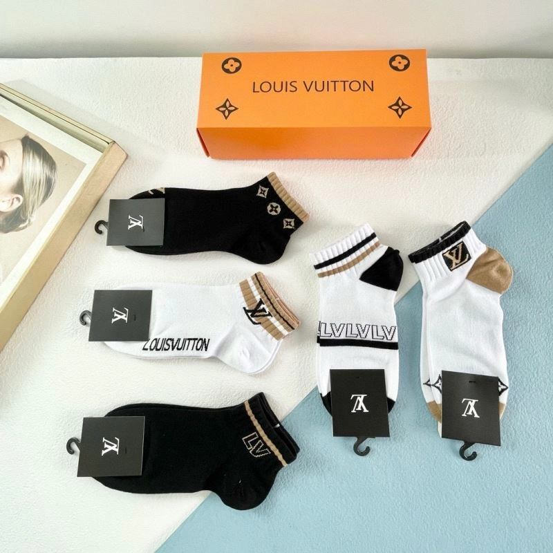 Breathable Louis Vuitton Socks 273593