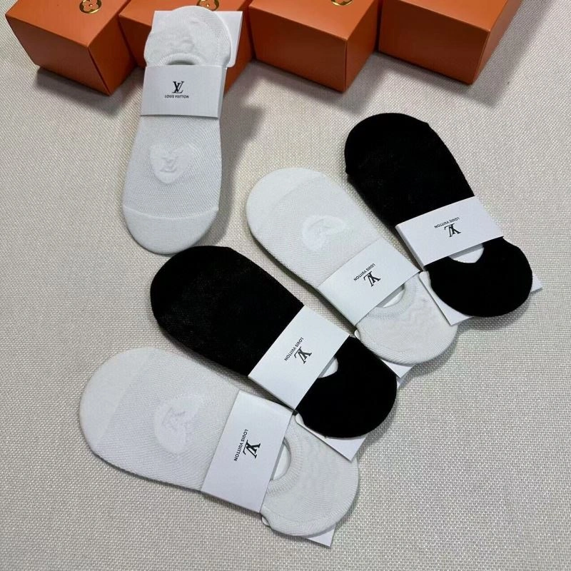 TechFriendly Louis Vuitton Socks 273603
