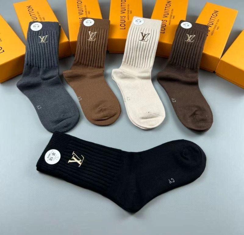 Lightweight Louis Vuitton Socks 273589