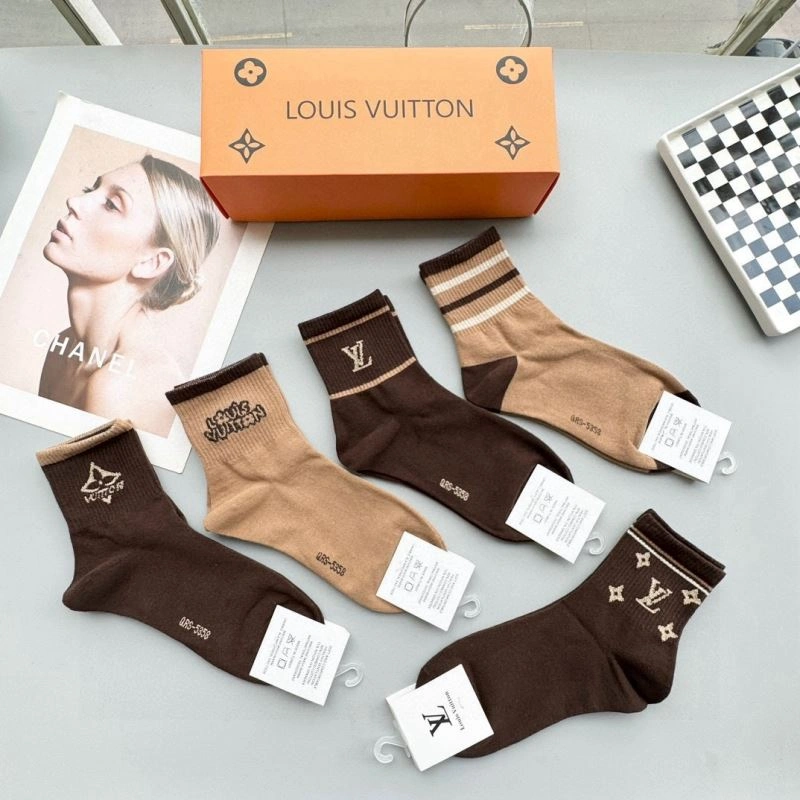 Louis Vuitton Socks Cozy 273602