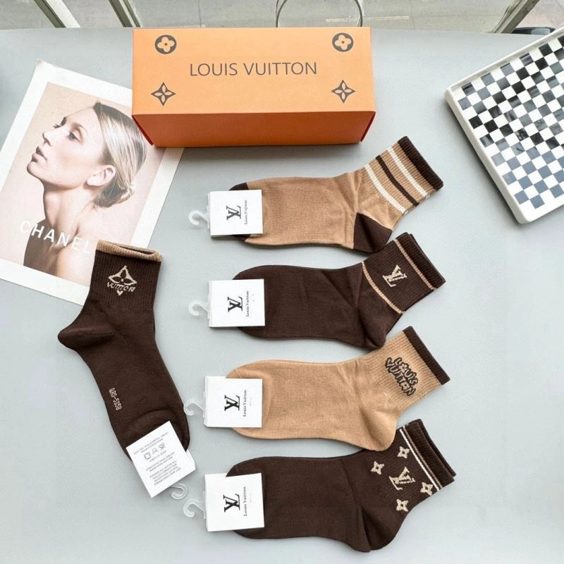 Louis Vuitton Socks Cozy 273602