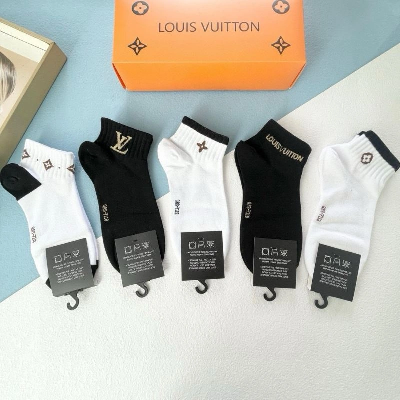 TravelReady Louis Vuitton Socks 273572