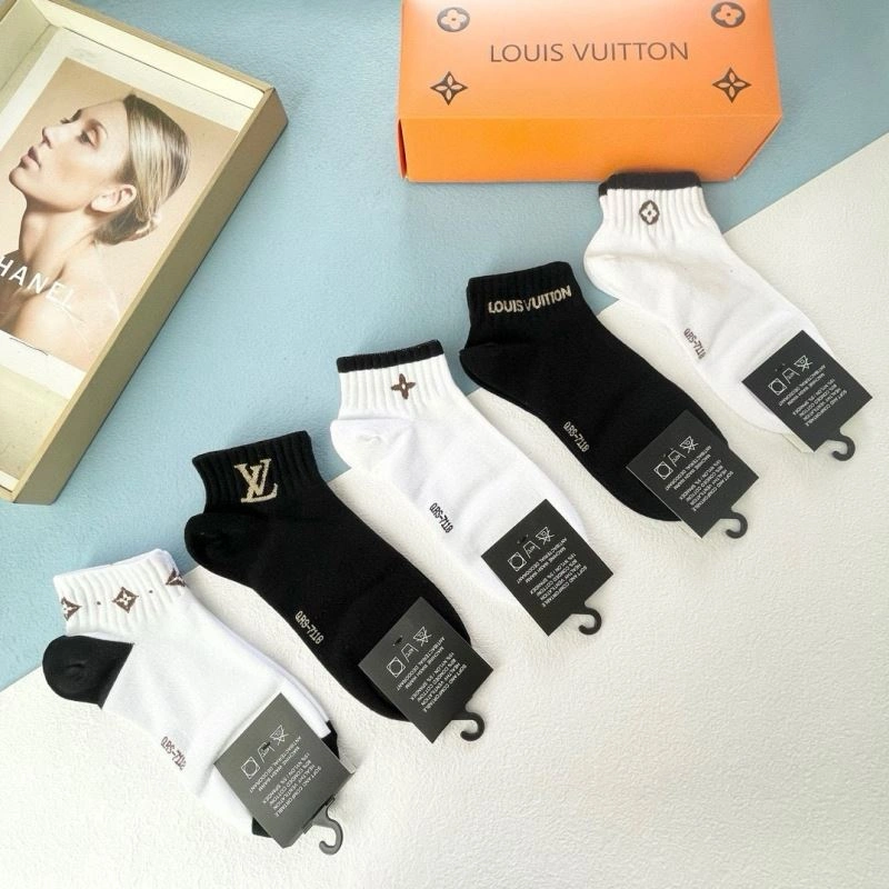 TravelReady Louis Vuitton Socks 273572