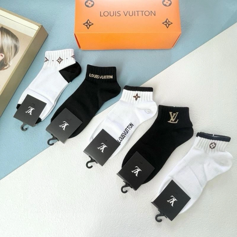 TravelReady Louis Vuitton Socks 273572