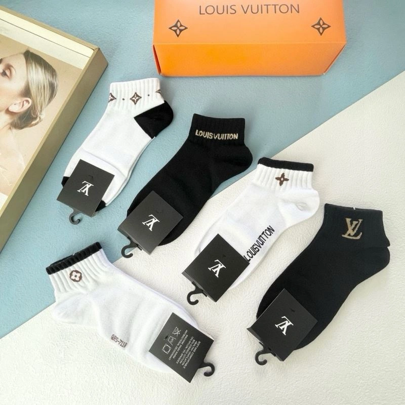 TravelReady Louis Vuitton Socks 273572