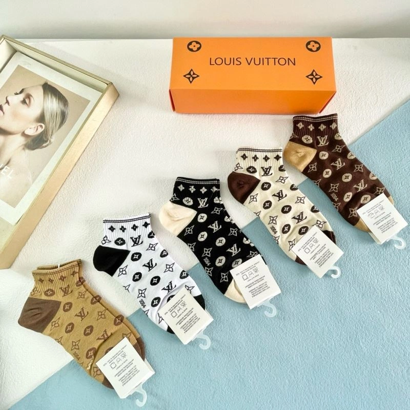 Premium Louis Vuitton Socks 273574