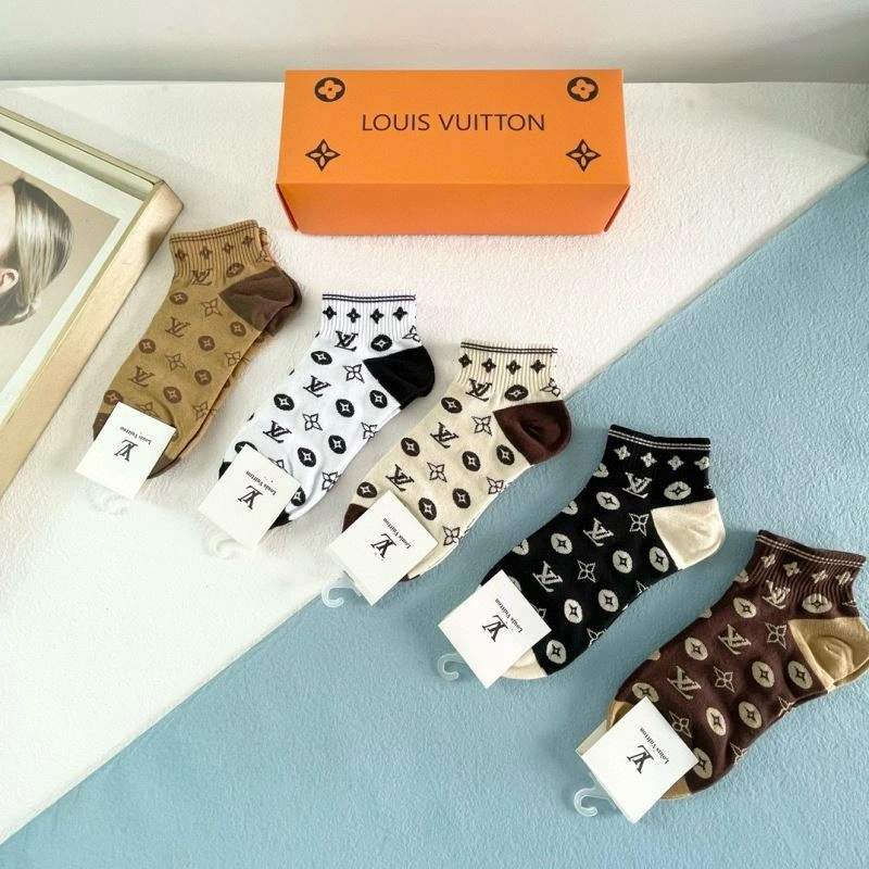 Premium Louis Vuitton Socks 273574