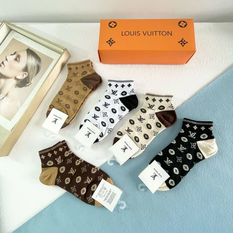 Premium Louis Vuitton Socks 273574