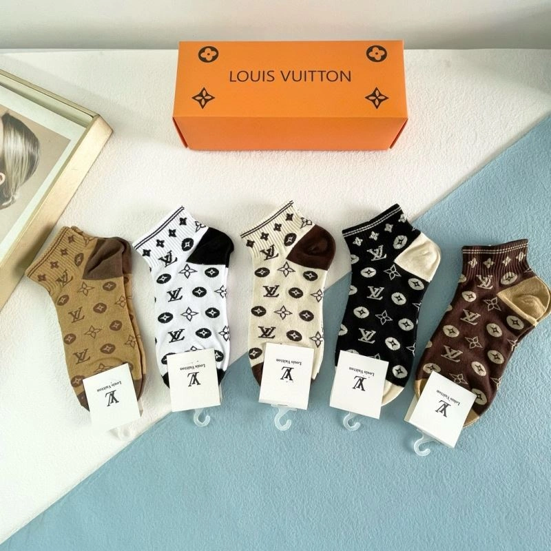 Premium Louis Vuitton Socks 273574