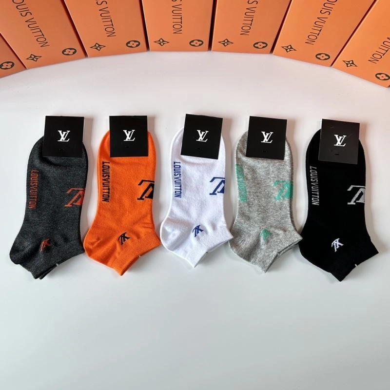 Sporty Louis Vuitton Socks 273569