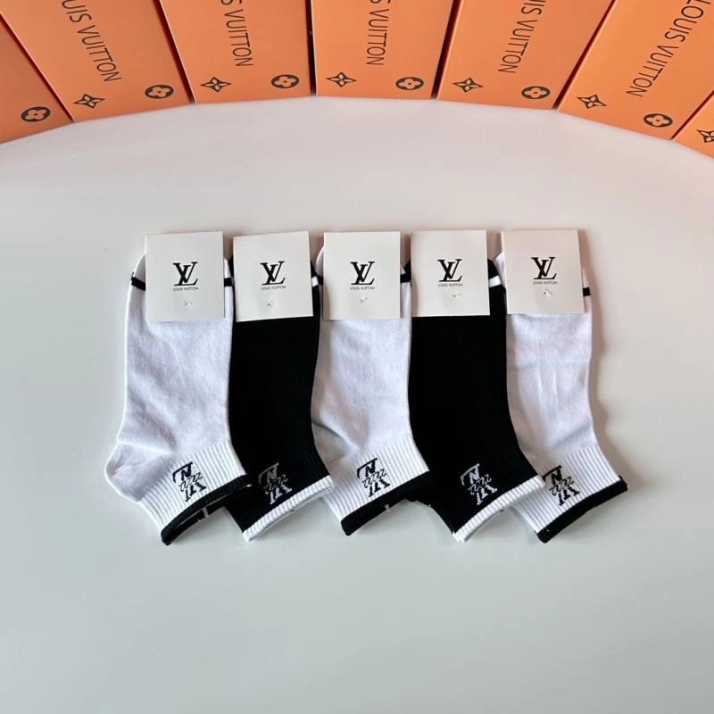 GoodFit Louis Vuitton Socks 273579