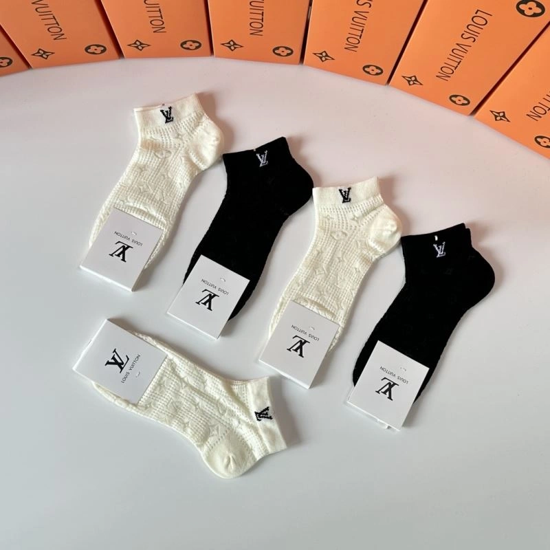 Louis Vuitton Socks EyeCatching 273568