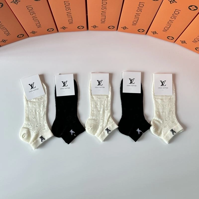 Louis Vuitton Socks EyeCatching 273568