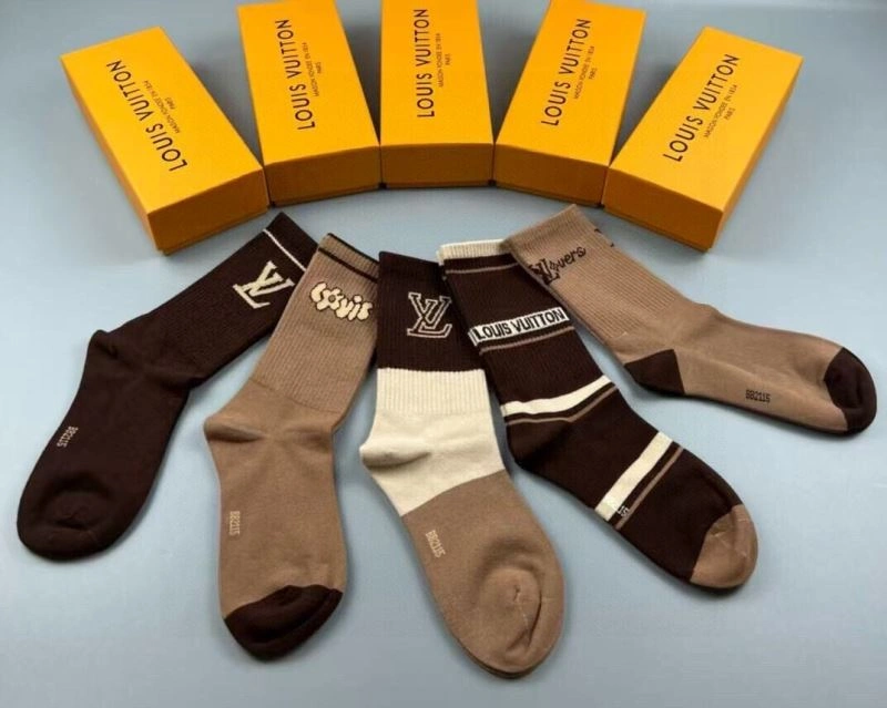 Chic Louis Vuitton Socks 273566