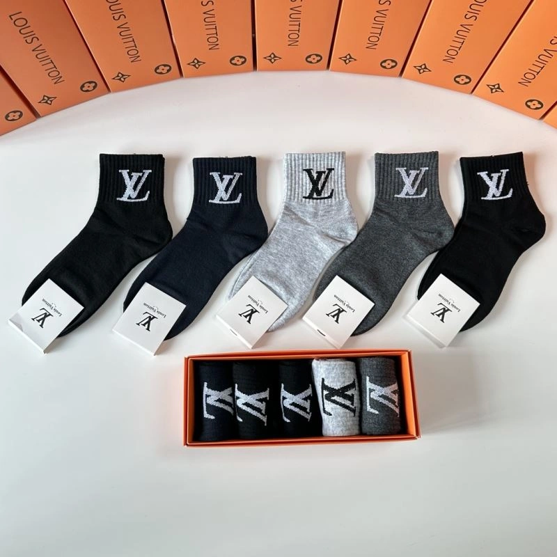 Breathable Louis Vuitton Socks 273562