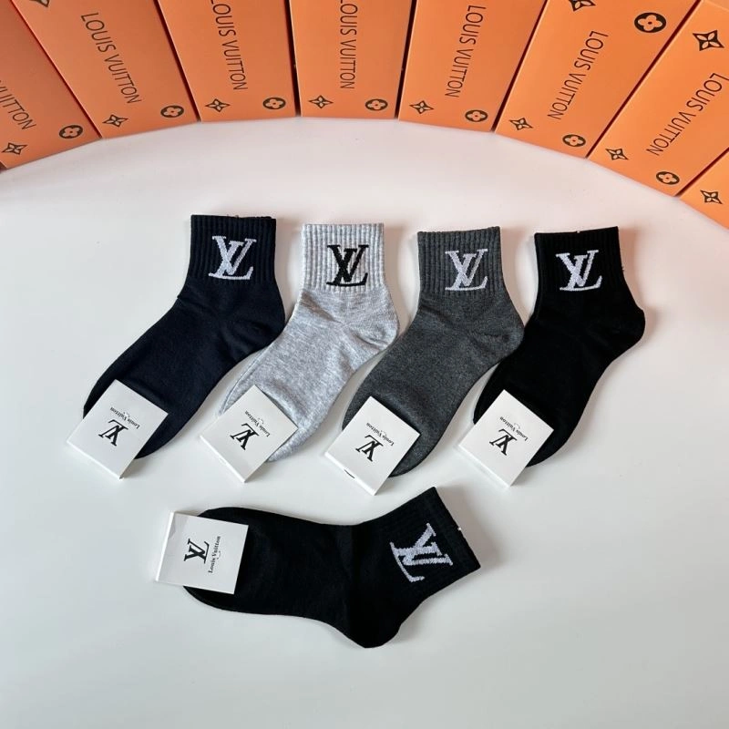Breathable Louis Vuitton Socks 273562