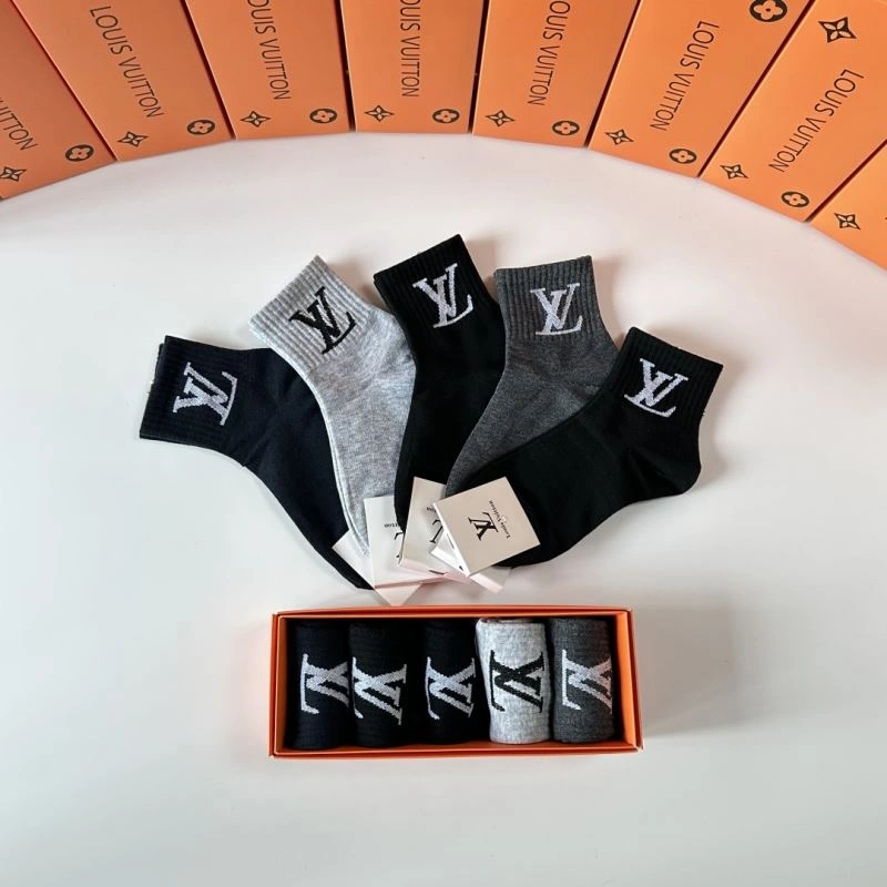 Breathable Louis Vuitton Socks 273562