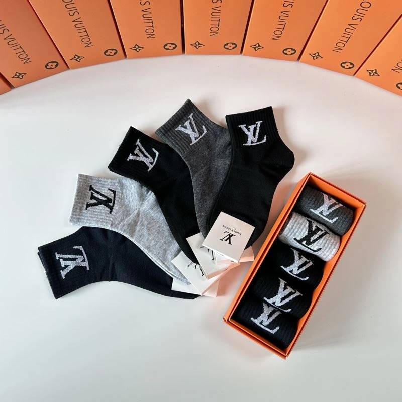 Breathable Louis Vuitton Socks 273562