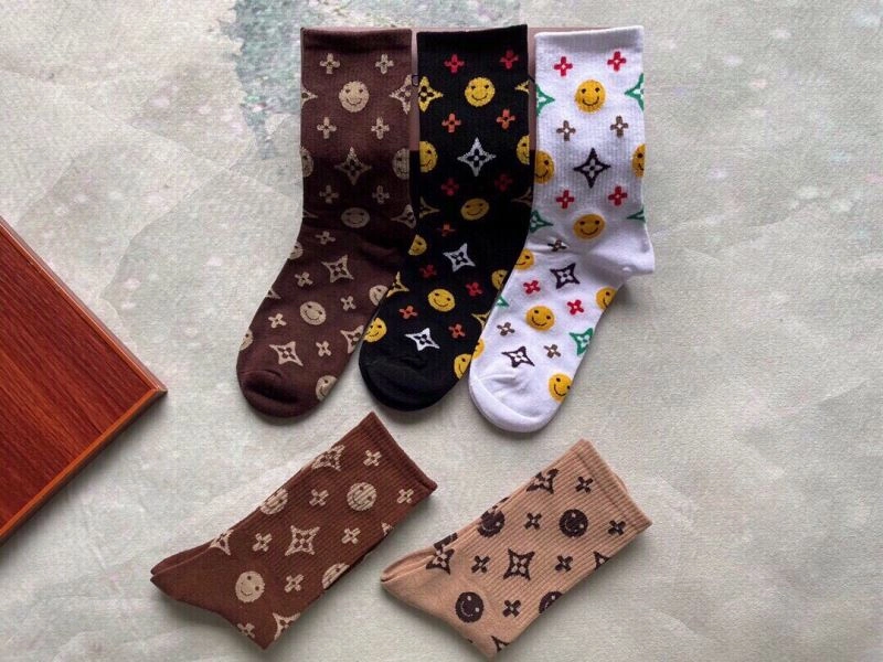 Trendsetting Louis Vuitton Socks 273555