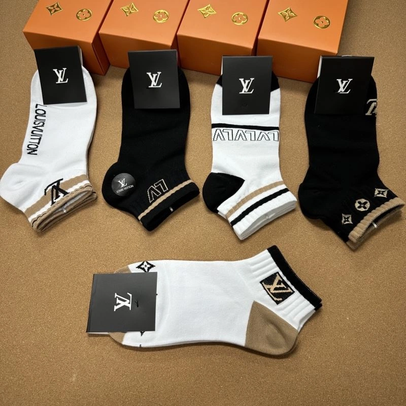 Louis Vuitton Socks UrbanChic 273558
