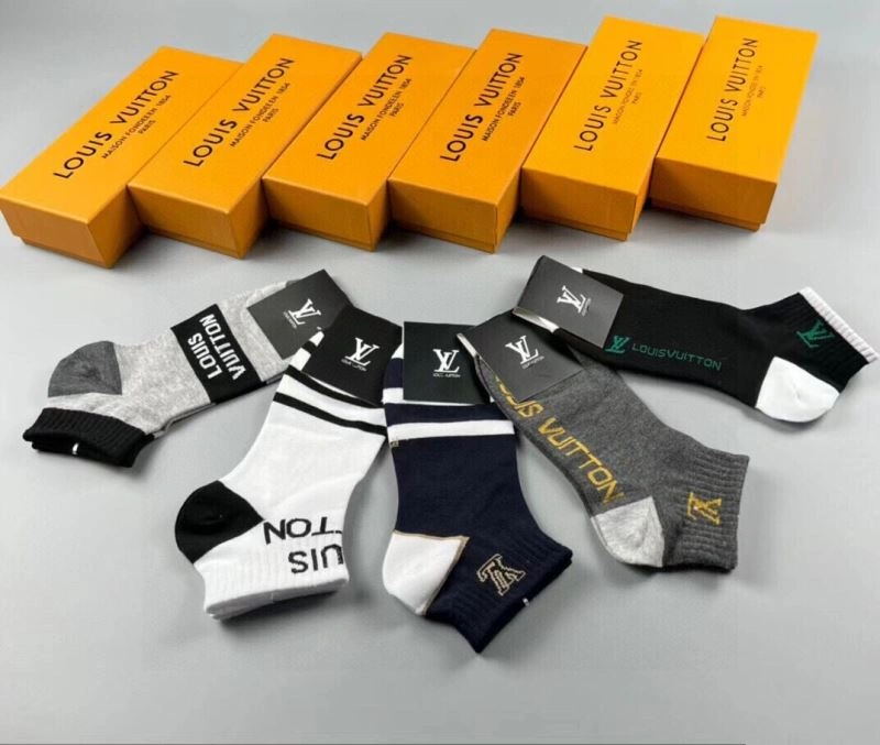 Contemporary Louis Vuitton Socks 273557