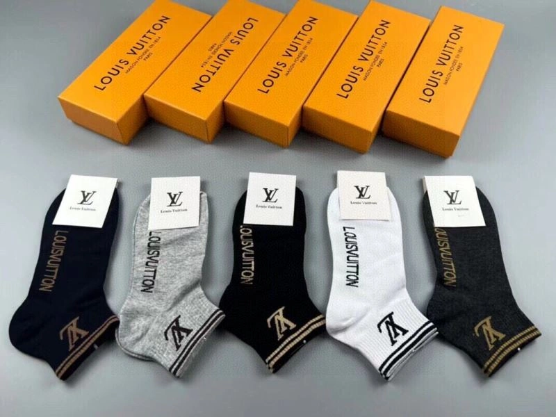 Louis Vuitton Socks Fashionable 273532