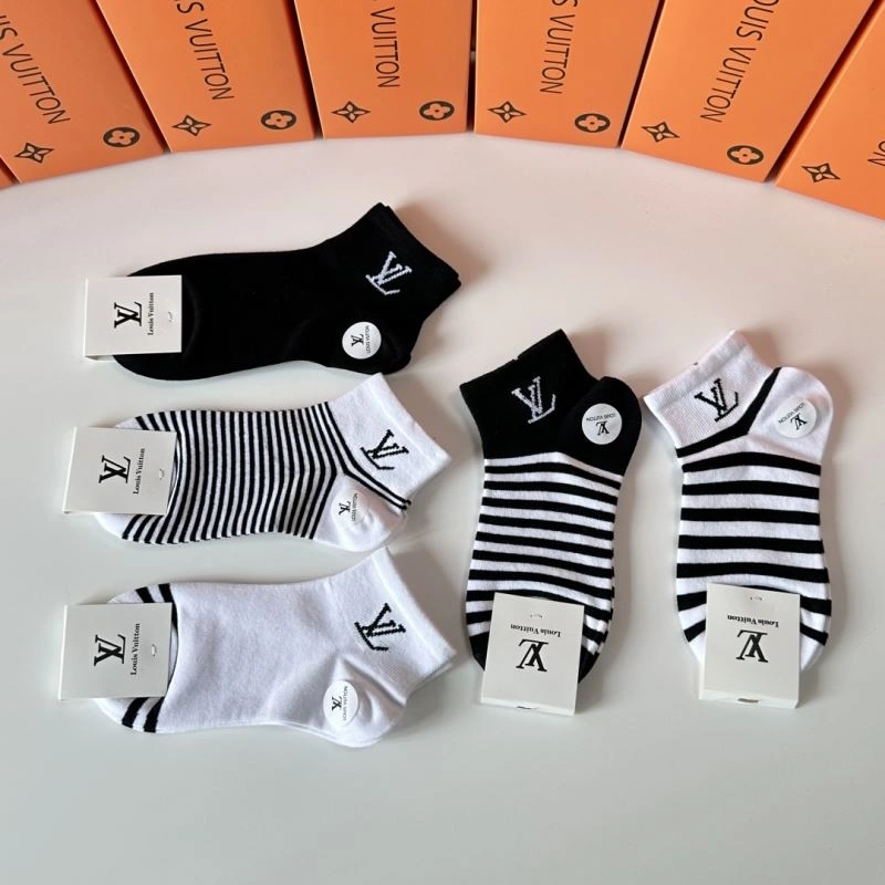 Durable Louis Vuitton Socks 273554