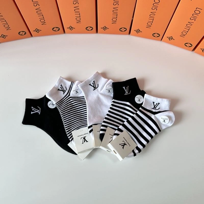 Durable Louis Vuitton Socks 273554