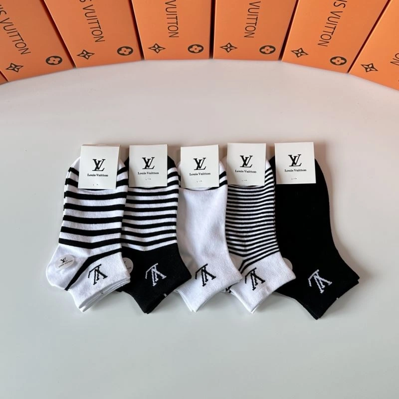 Durable Louis Vuitton Socks 273554