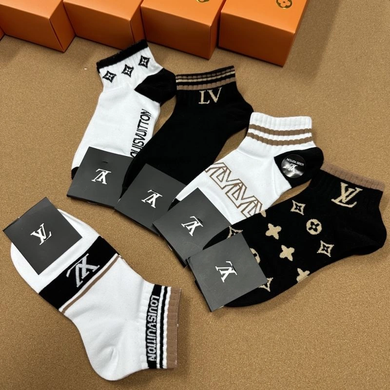 Neat Louis Vuitton Socks 273551