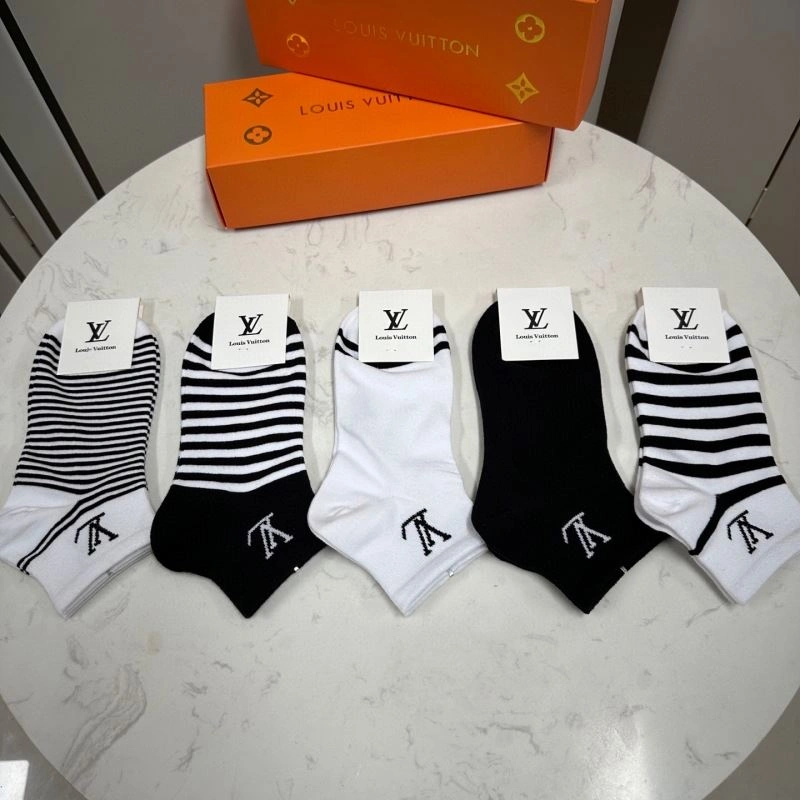 SoftTouch Louis Vuitton Socks 273535
