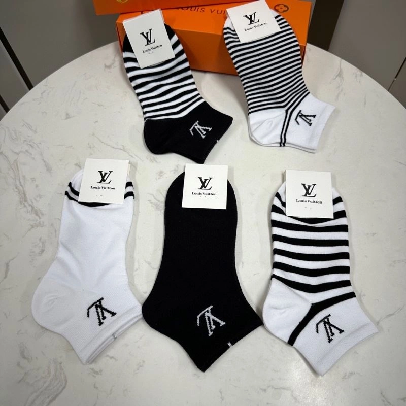 SoftTouch Louis Vuitton Socks 273535