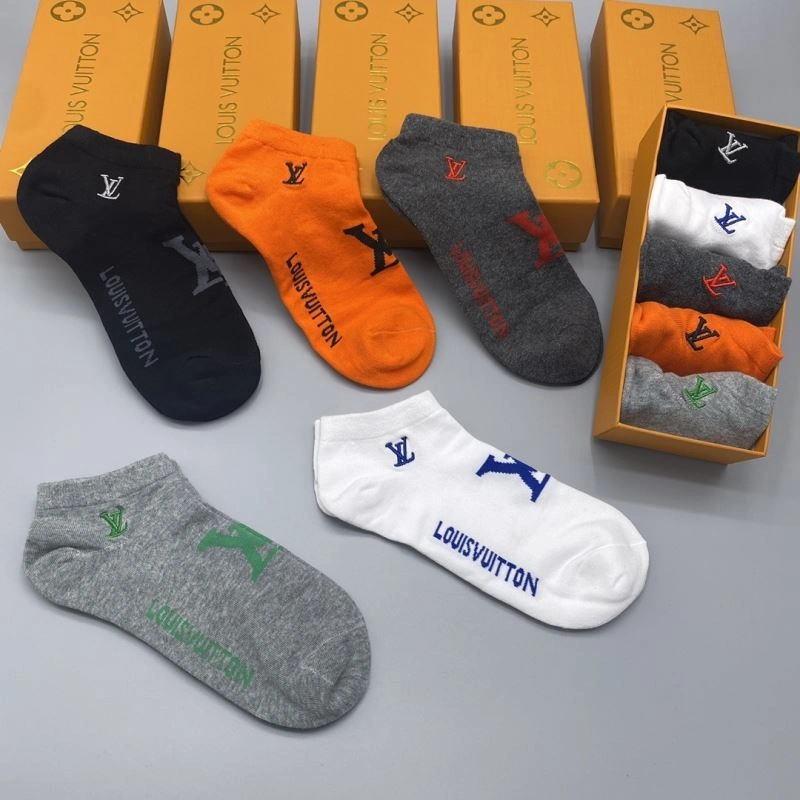 Stylish Louis Vuitton Socks 274626