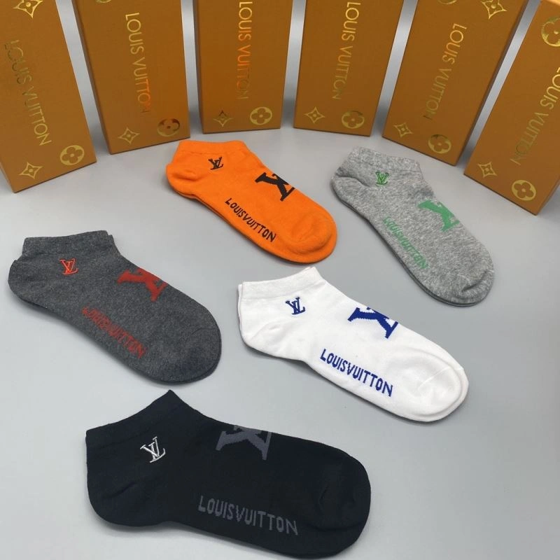 Stylish Louis Vuitton Socks 274626