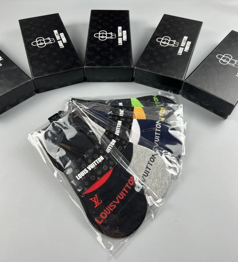Vibrant Louis Vuitton Socks 274618