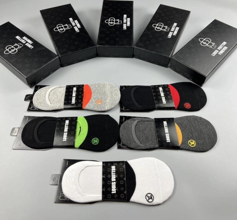 Chic Louis Vuitton Socks 274639