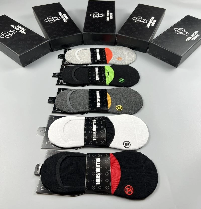 Chic Louis Vuitton Socks 274639