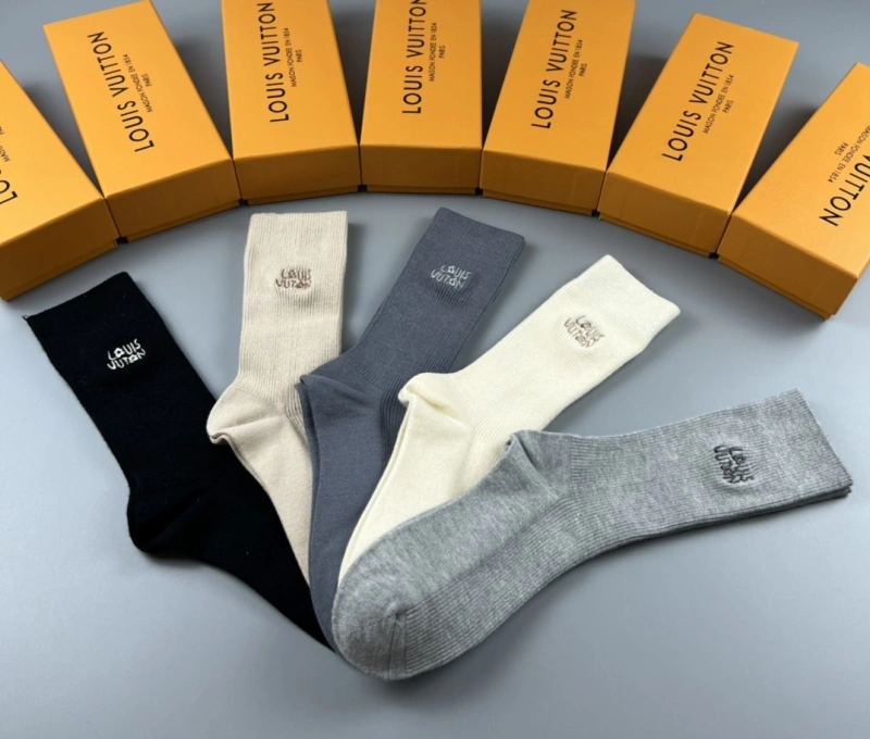 Louis Vuitton Socks MoistureWicking 274459