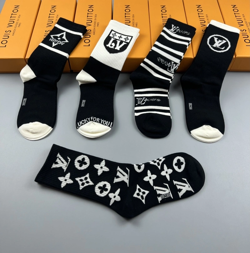 Seasonal Louis Vuitton Socks 274466