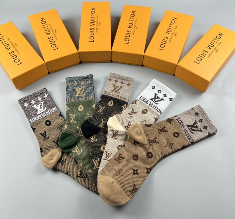 TimelessDesign Louis Vuitton Socks 274447