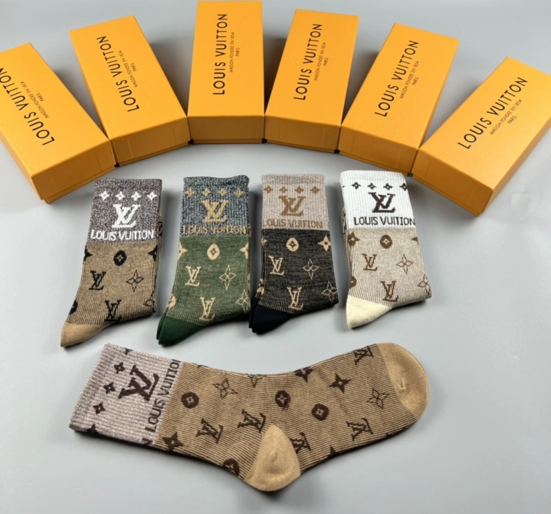 TimelessDesign Louis Vuitton Socks 274447