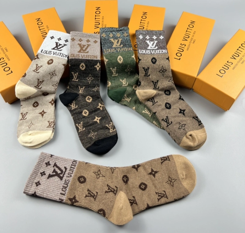TimelessDesign Louis Vuitton Socks 274447