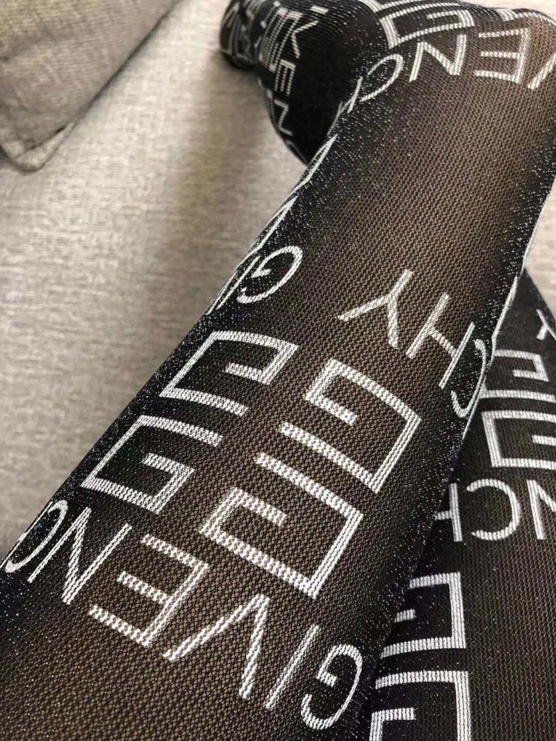 Bold Louis Vuitton Socks 274446
