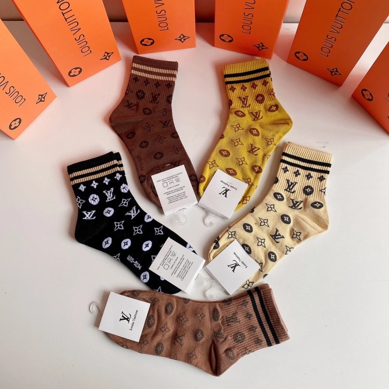 Comfortable Louis Vuitton Socks 274164