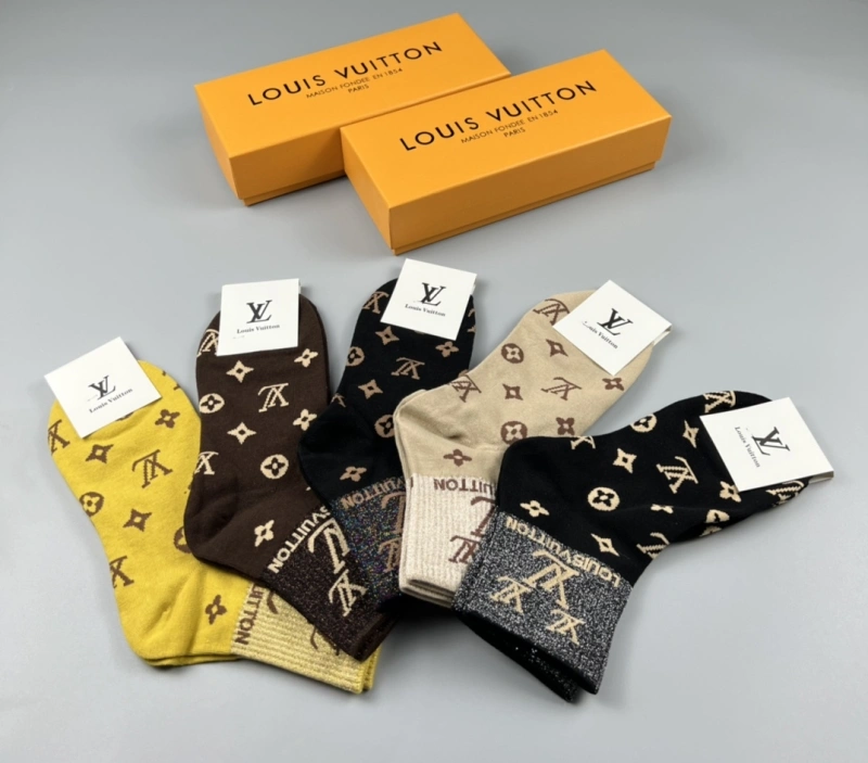 Comfortable Louis Vuitton Socks 274145
