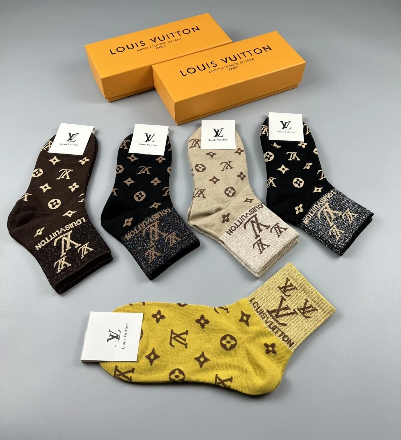 Comfortable Louis Vuitton Socks 274145