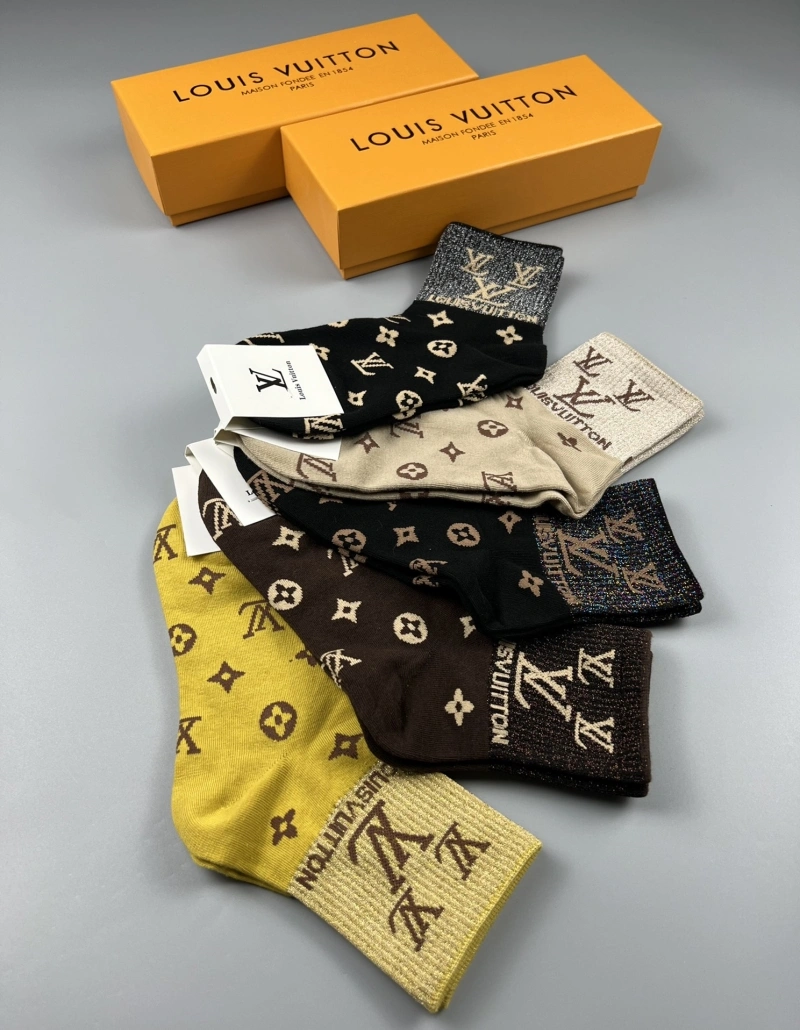 Comfortable Louis Vuitton Socks 274145